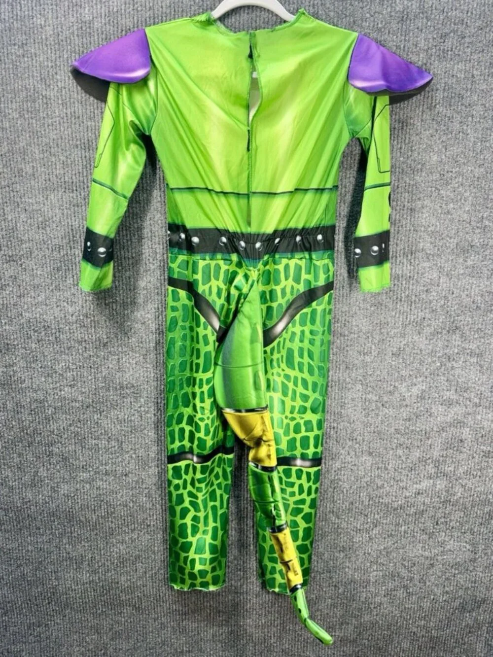 Five Nights at Freddy's Montgomery Gator Child's Boys Costume Medium 7-8 Rubie's